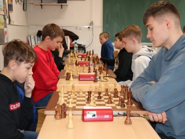 Veliki Interes Za šah Među Osnovnoškolcima